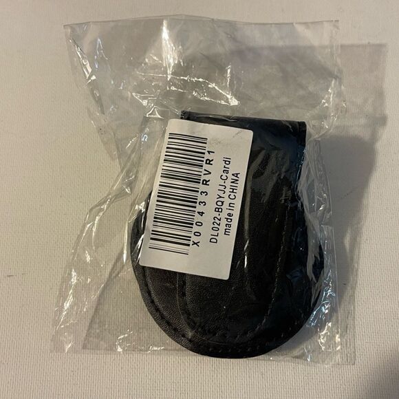 MLB St Louis Cardinals Sunglass Holder for Car Black Leather NWT - Picture 9 of 9